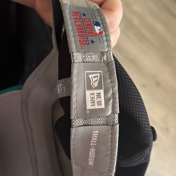 Seattles mariners hat size small-medium - Picture 4 of 8